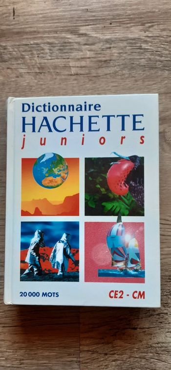 Dictionnaire Junior Hachette CE2 CM