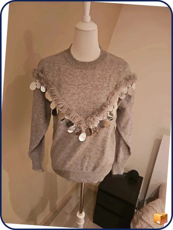 Pull chic gris avec "guirlande" 42