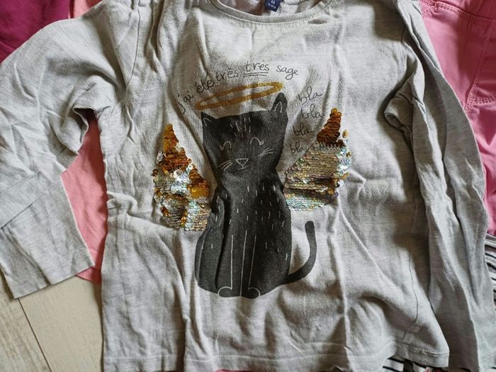 Lot vêtements fille en 6 ans - photo numéro 3
