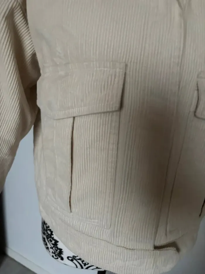 Veste beige en velours côtelé taille 36 - photo numéro 3