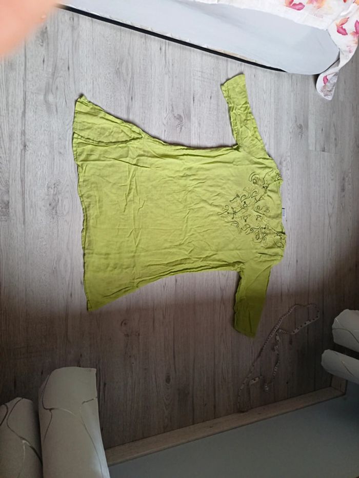 Haut manches mi longue taille L en très bon état Allyer femme - photo numéro 2