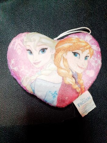 Peluche coeur "Reine des neiges"