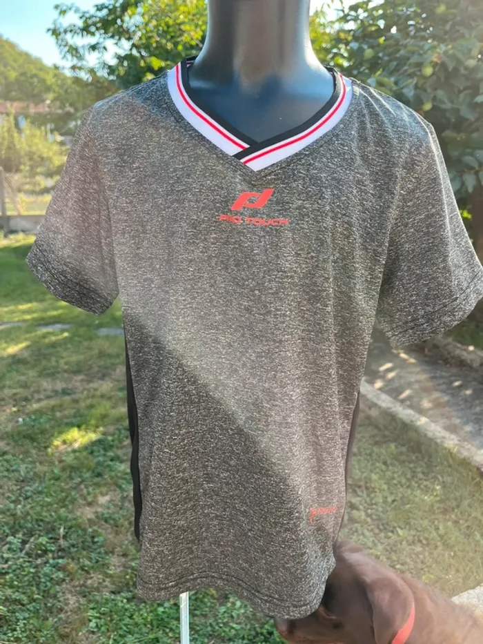T shirt entraînement basket couleur gris chiné