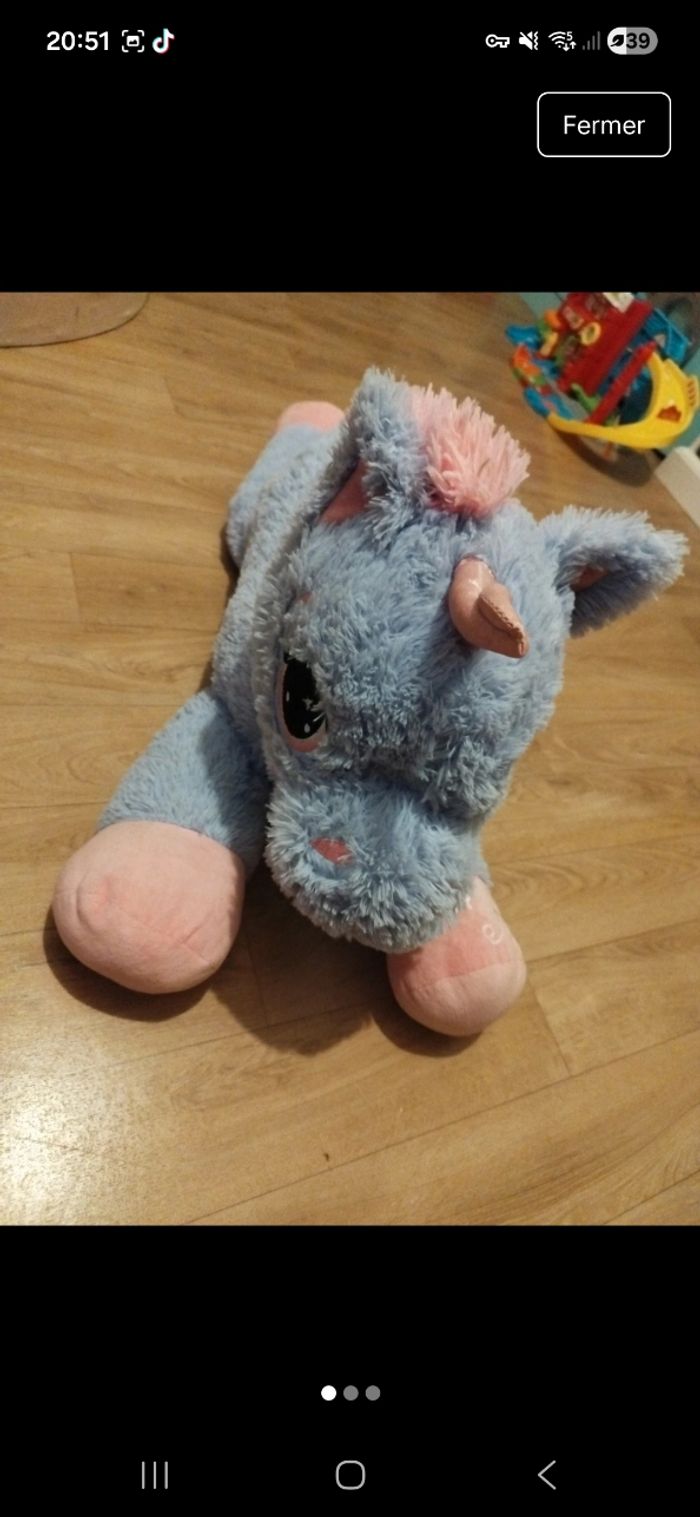 Grande peluche licorne