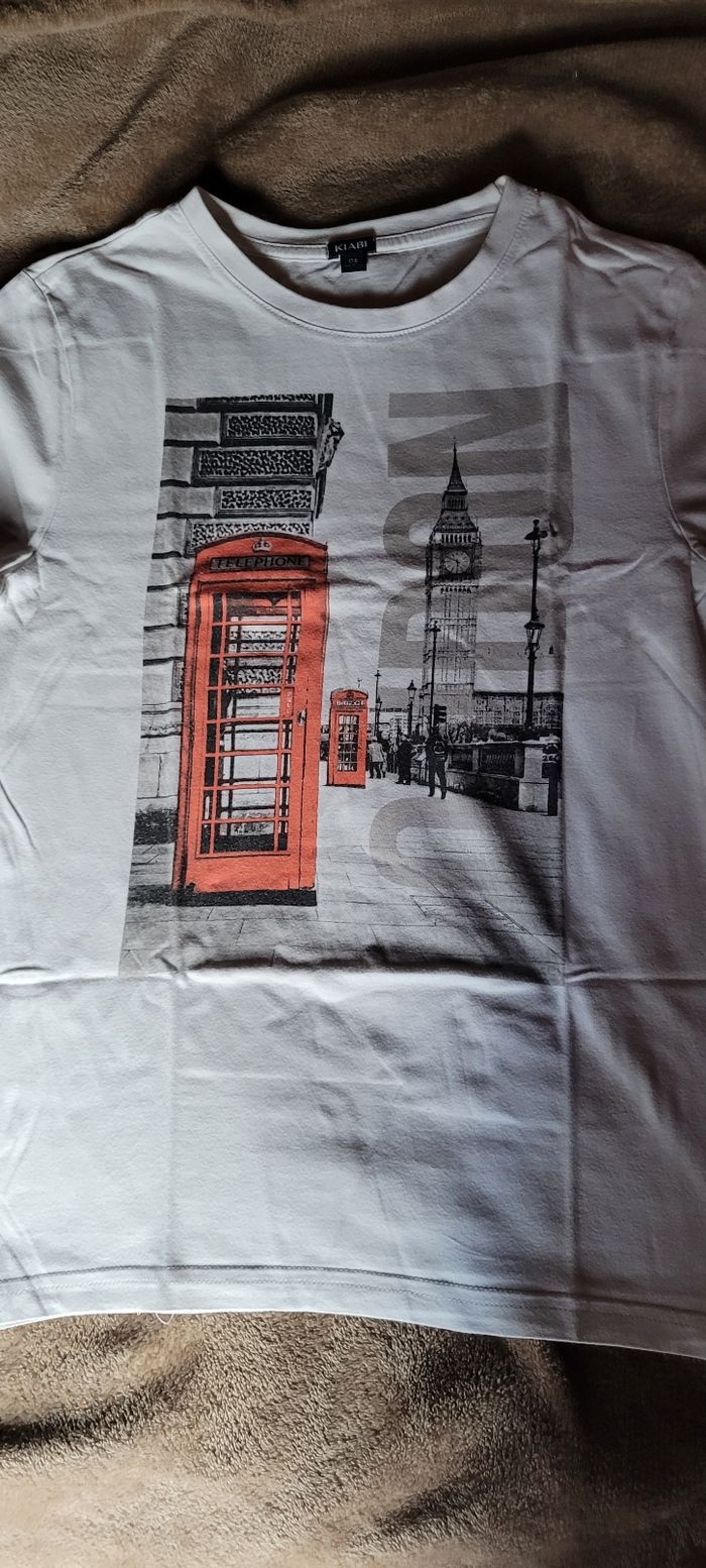 Tee-shirt
