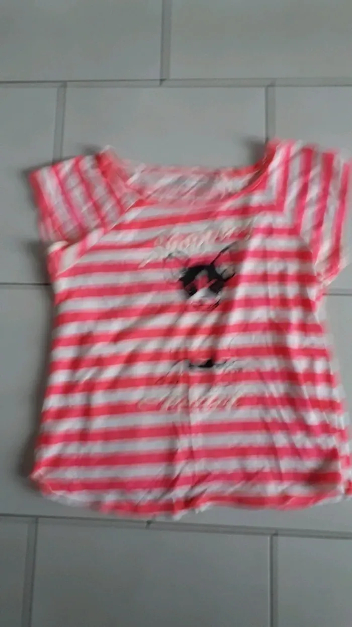 T-shirt"tout simplement"taille 16 ans - photo numéro 2