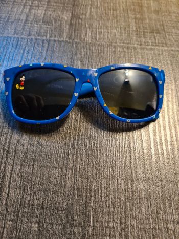 Lunette de soleil bébé