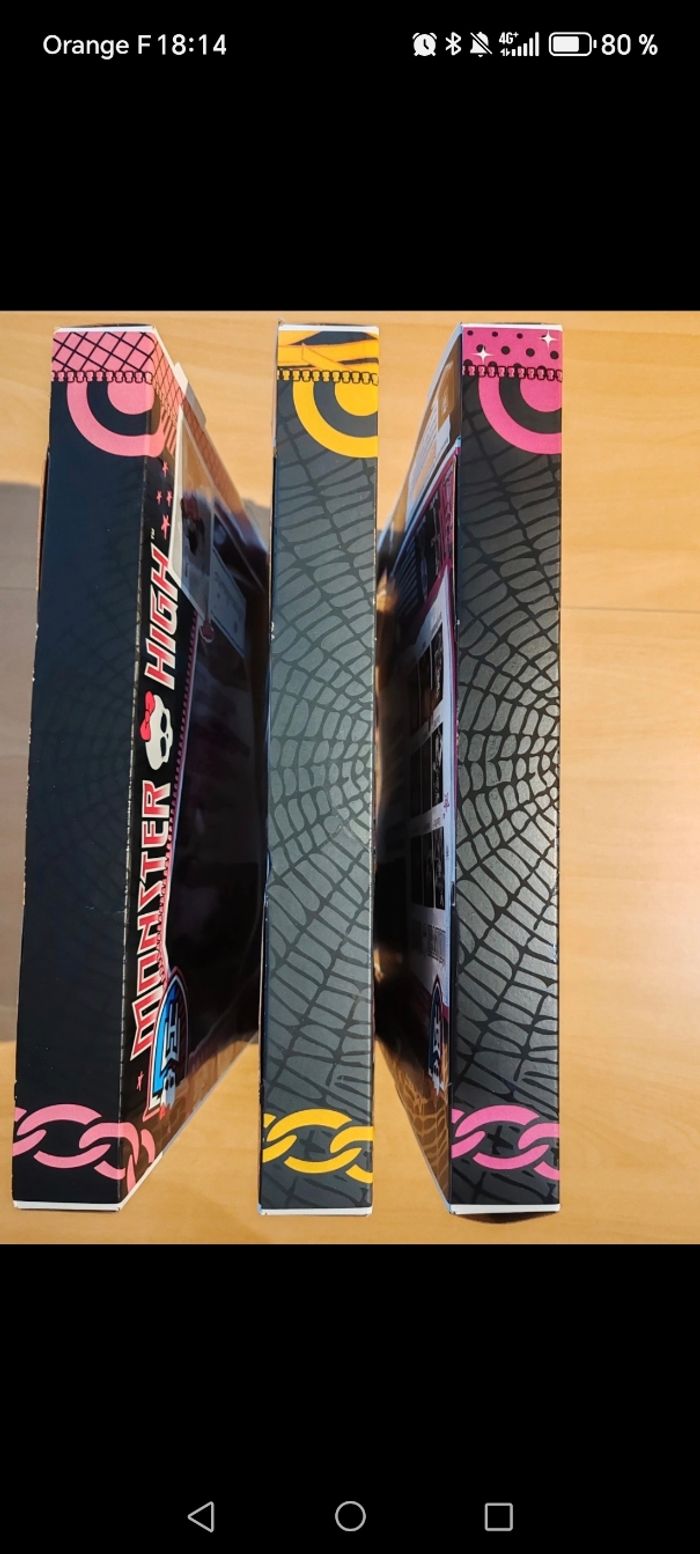 đLot Collector 3 poupĂ©es Monster High Picture Day â Draculaura, Cleo de Nile & Spectra Vondergeist - photo numĂ©ro 8