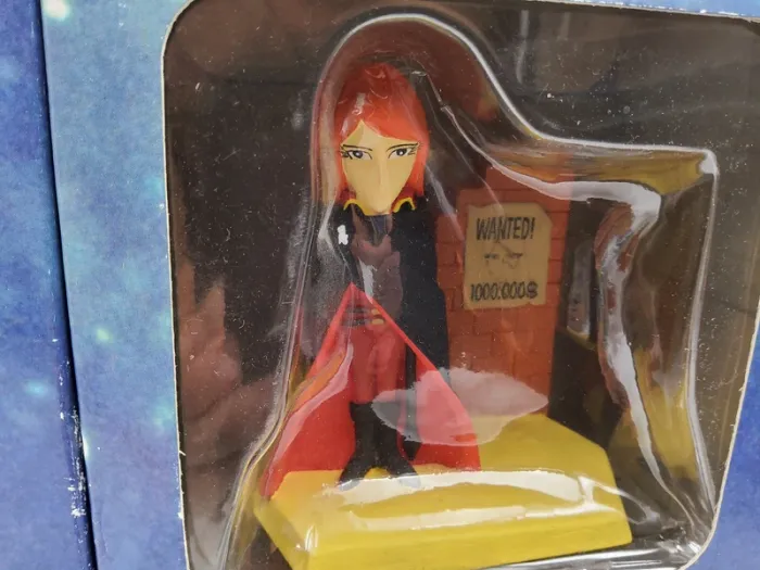 Galaxy Express 999 Polystone Figures - Captain Harlock & Emeraldas - photo numéro 3