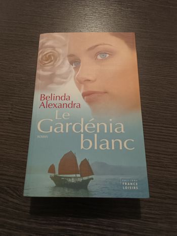 Belinda Alexandra

Le Gardenia blanc