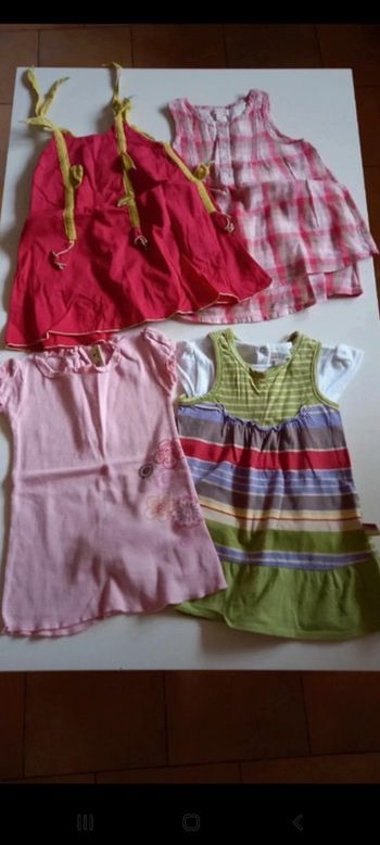 Lot de 5 vêtements. Fille 6 mois