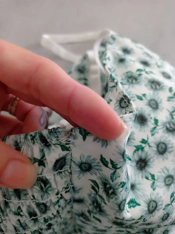 Magnifique ensemble crop top vert avec noeud et pantalon jambes larges confortable côtés ouverts T.S - photo numéro 5