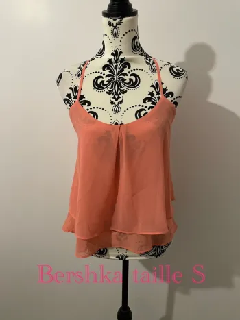 Débardeur blouse fluide à bretelles corail dos croisé Bershka taille S