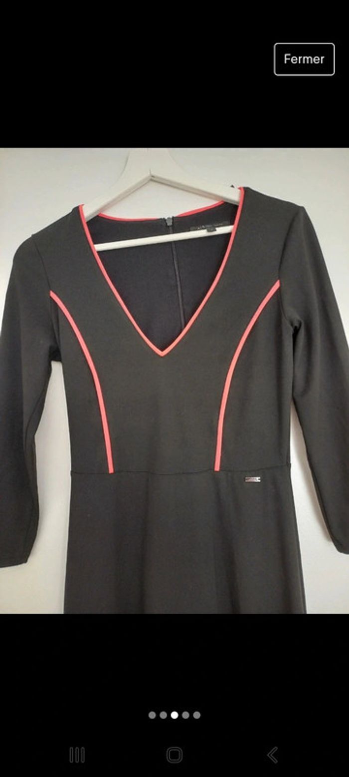 Robe noire liseret fushi Armani - photo numéro 3