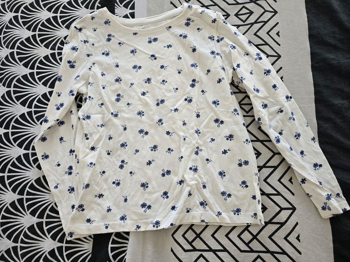 Tee shirt