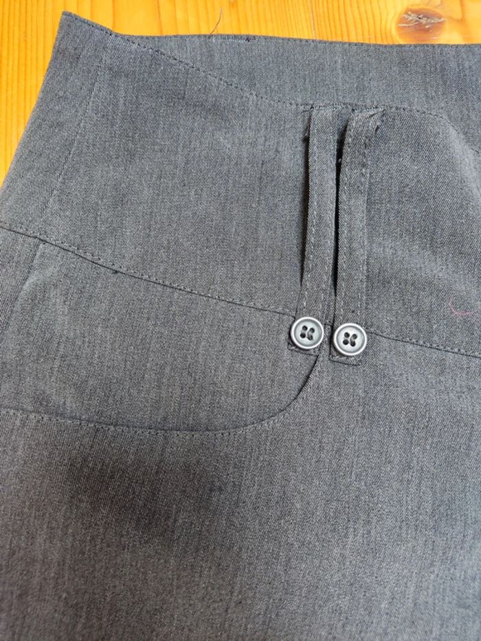 🌺short hiver gris women only taille 40🌺 - photo numéro 3