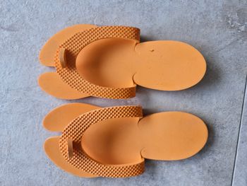 Tongs à monter soi-même