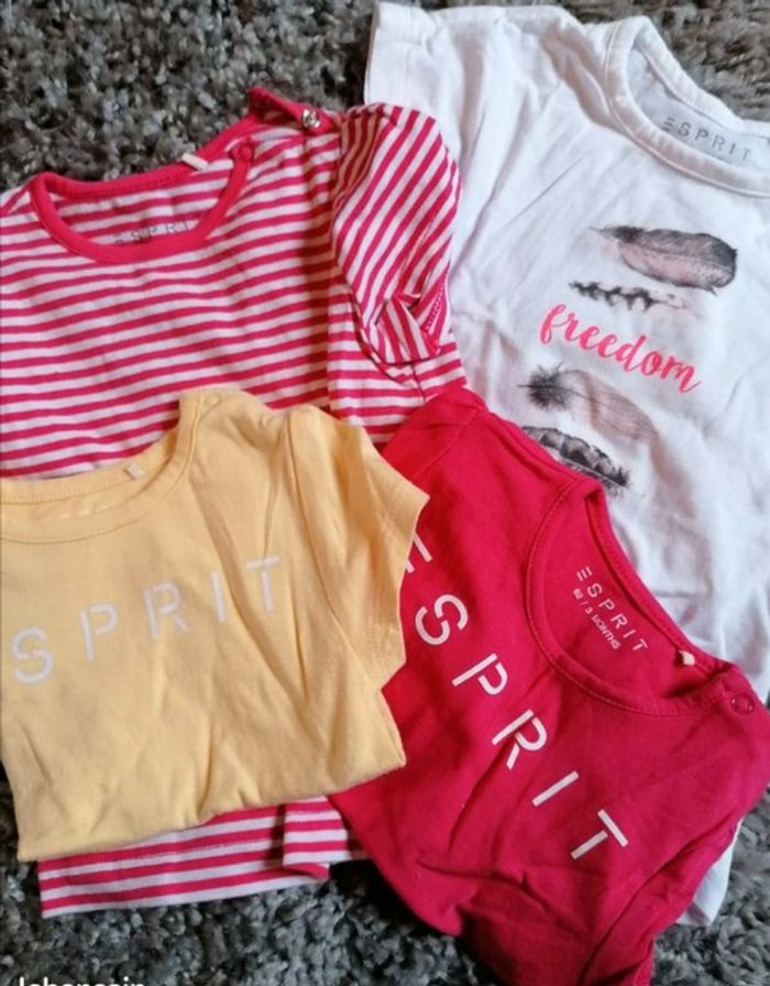 Lot 4 t shirts esprit 3 mois