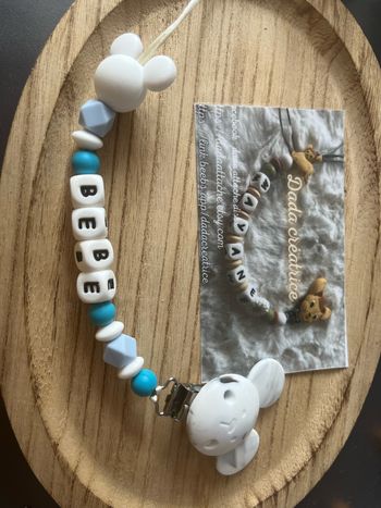 Attache tétine personnalisé