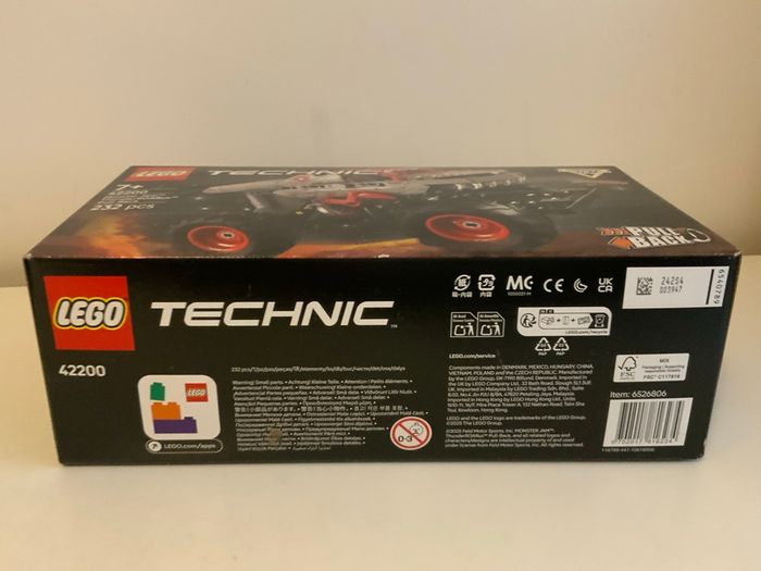 LEGO Technic - Monster Jam ThunderROARus à rétrofriction 42200 - photo numéro 6