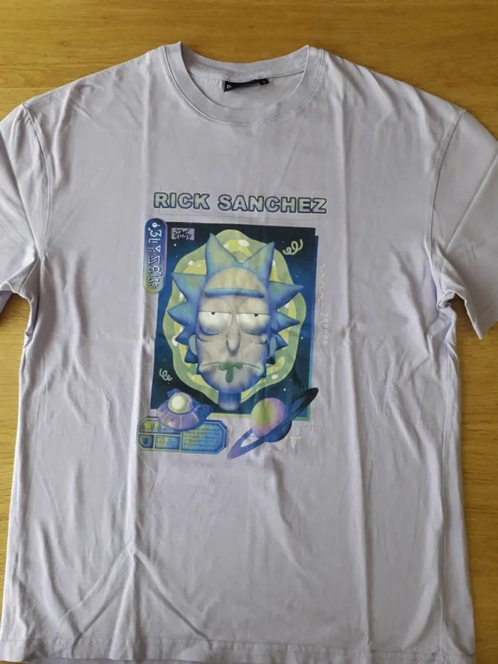 Tshirt manches courtes "rick et morty" - photo numéro 2