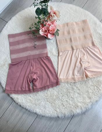 2 gaines  short sculptantes 36/38