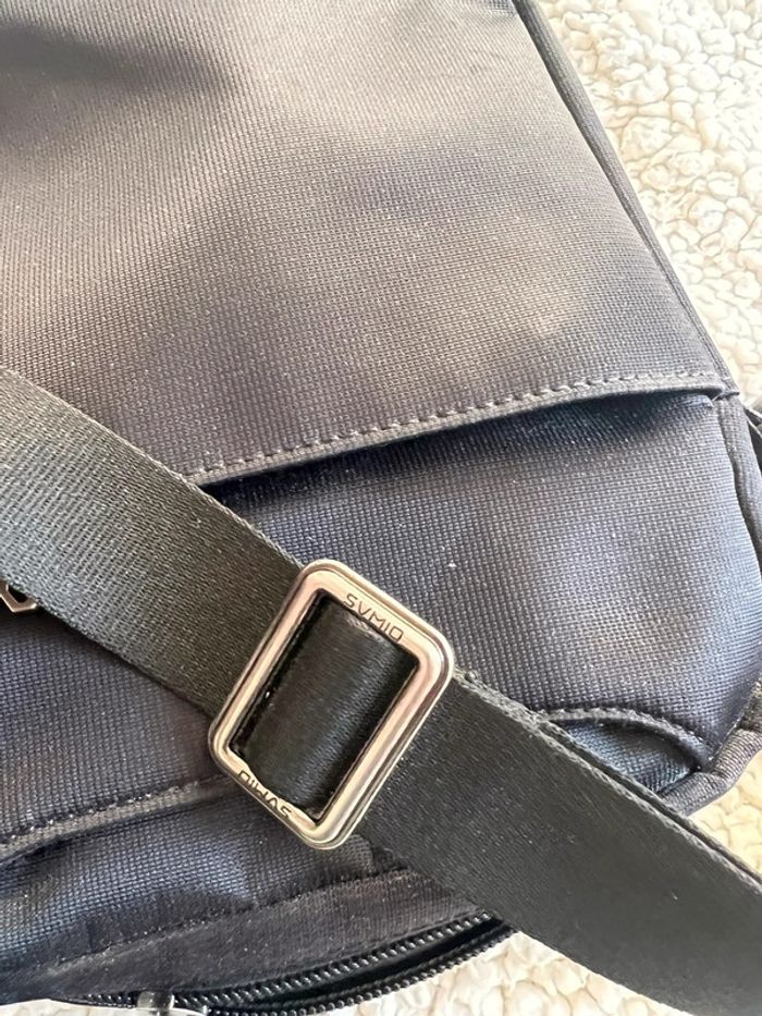 Pochette noire - photo numéro 5