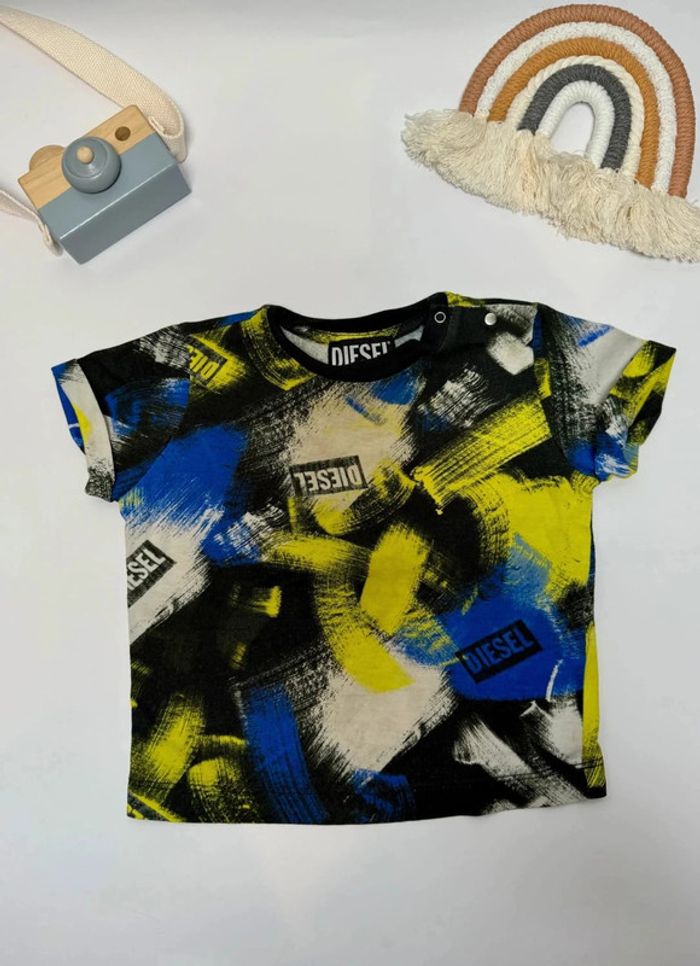 T-shirt Diesel bébé garçon taille 9 mois