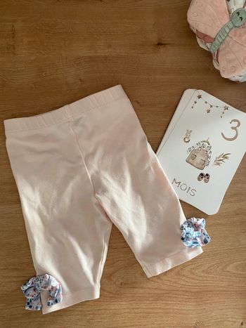 Legging avec petits noeuds