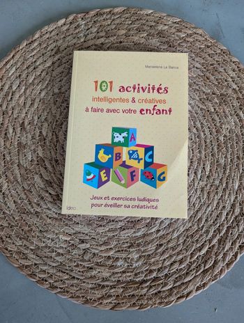 101 activités intelligentes et créatives livre neuf