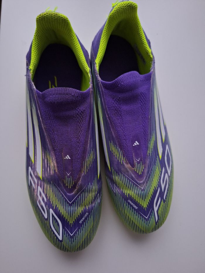 Crampons Adidas F50 Club 38.