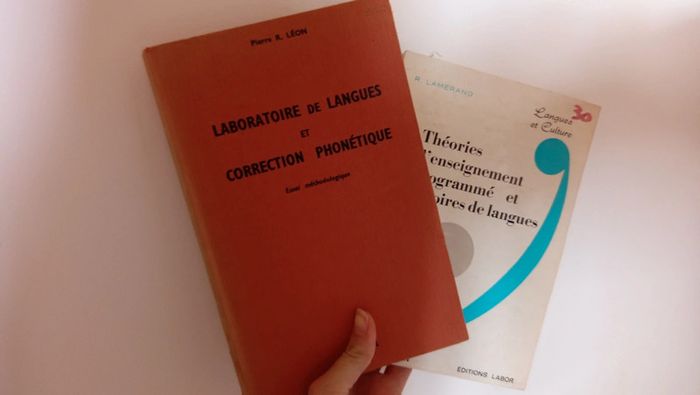 Lot de 2 livres 🔸 labo de langues et phonetique - photo numéro 2