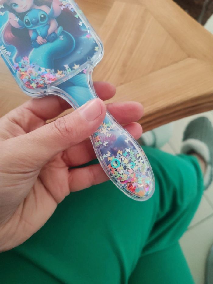 Brosse à cheveux Ariel et stitch - photo numéro 5