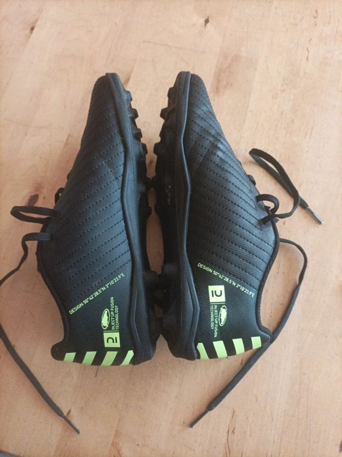 Chaussure foot - photo numéro 2