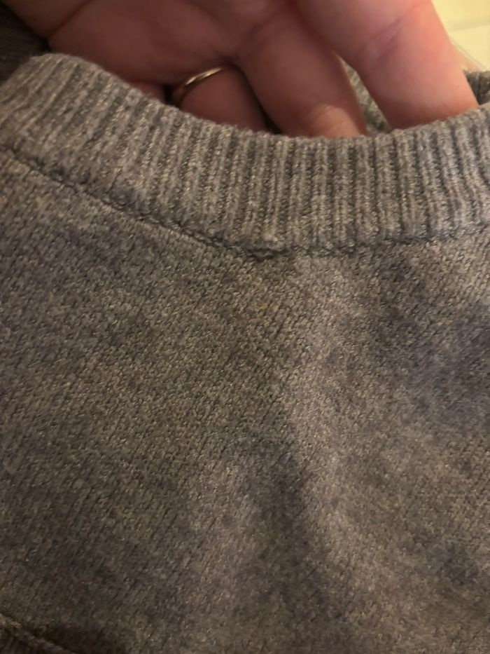 Pull gris - photo numéro 2