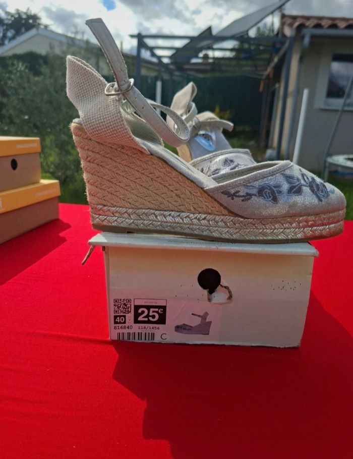 Chaussures a talon femme neuve taille 40 - photo numéro 5