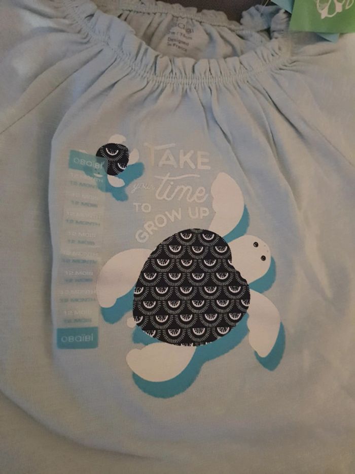 Ensemble Obaïbi t-shirt et short taille 12 mois neuf avec étiquettes - photo numéro 2