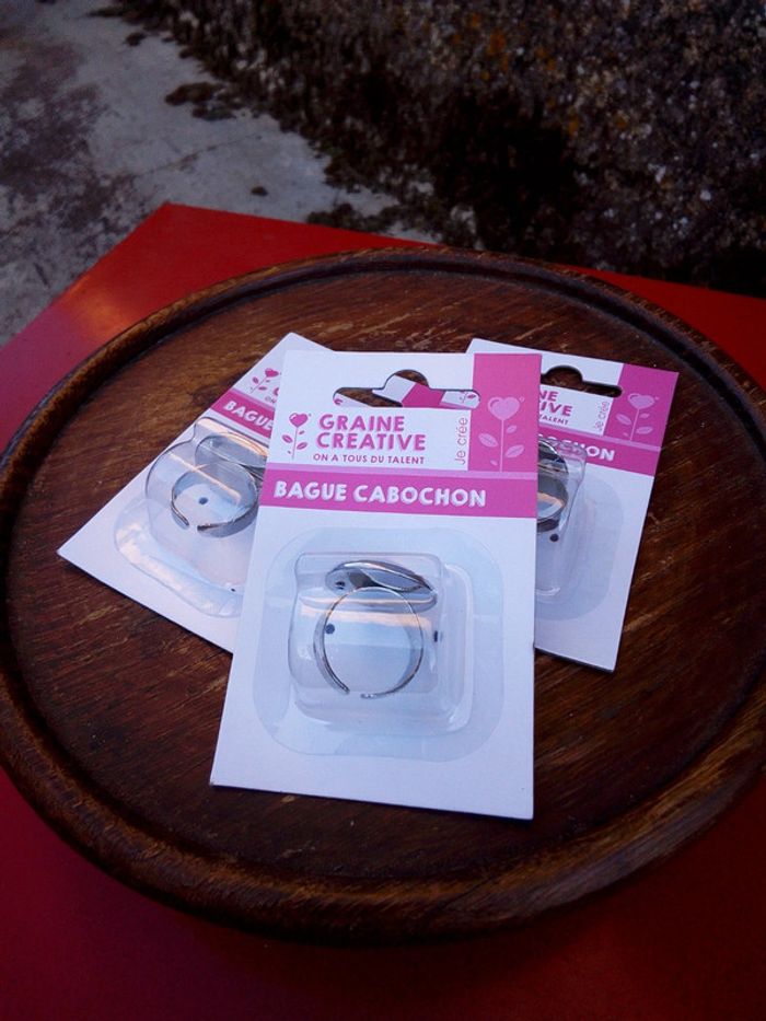 Bracelets et bagues avec cabochon. - photo numéro 2
