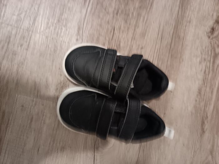Basket adidas