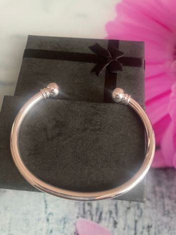 Bracelet jonc ajustable 