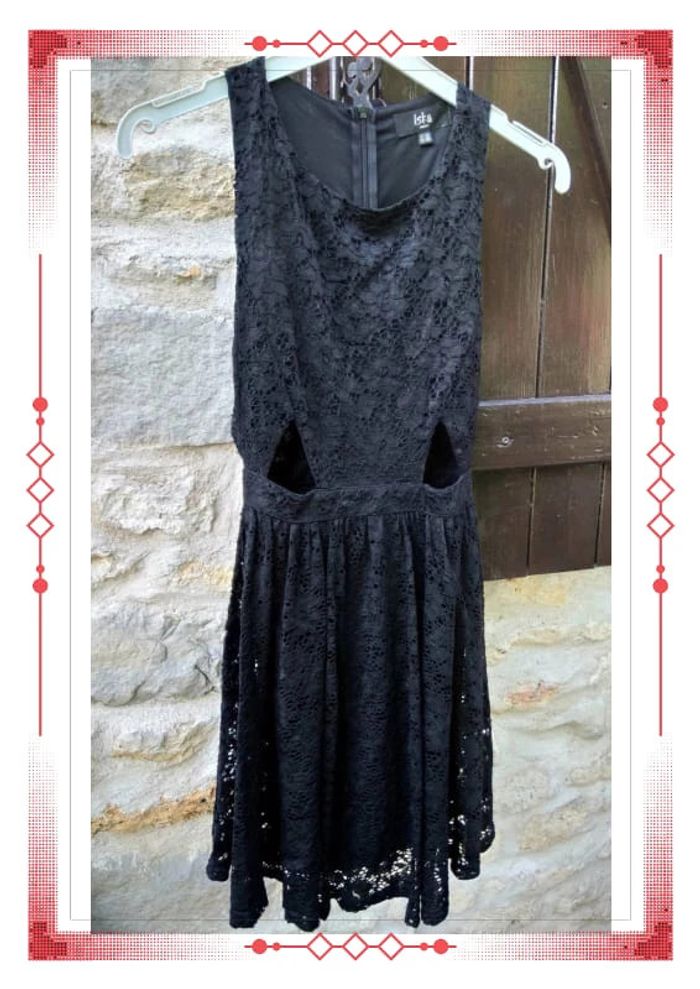 Robe dentelle noire