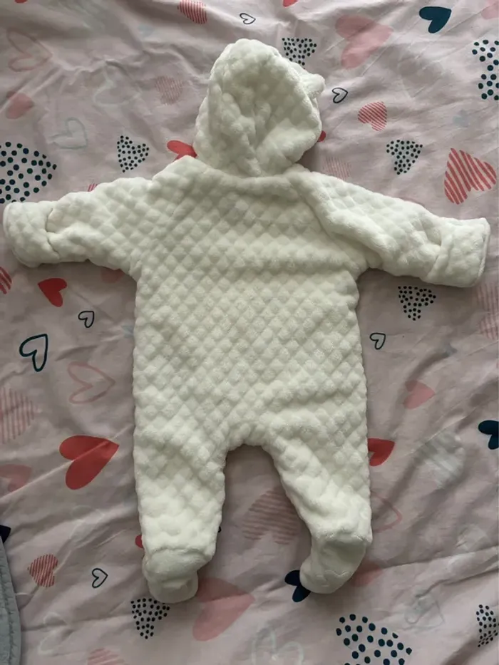 Combinaison velours - taille 0 à 1 mois - photo numéro 4