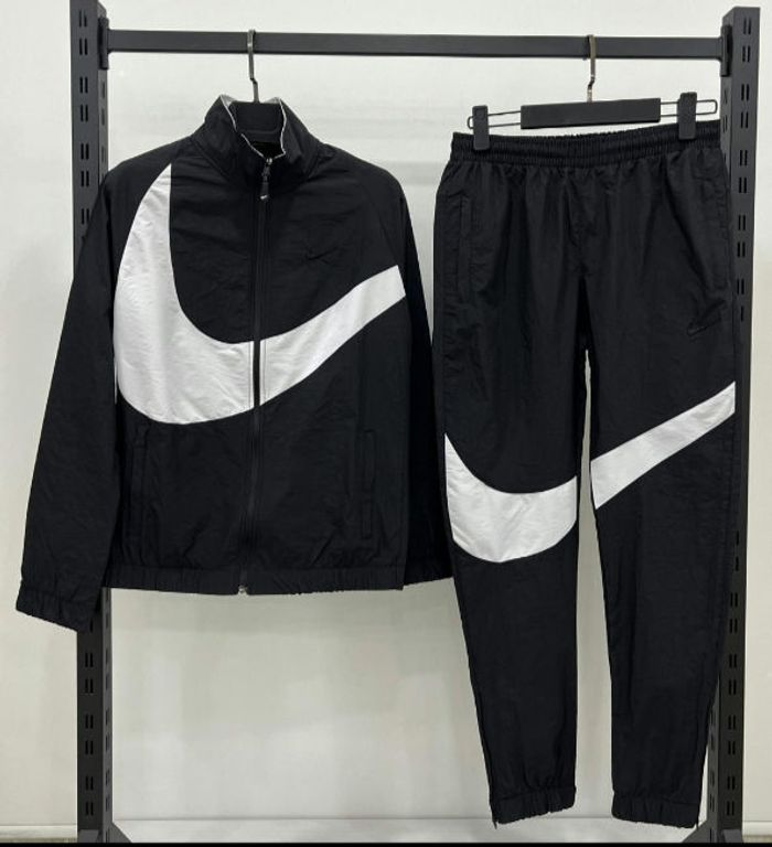 Ensemble Nike
