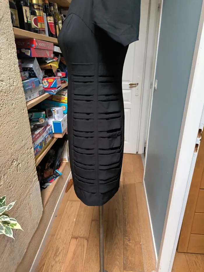 Robe noire à manches courtes Manoukian taille XS - photo numéro 2