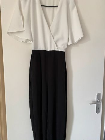 Combinaison noire et blanche Mango taille XS