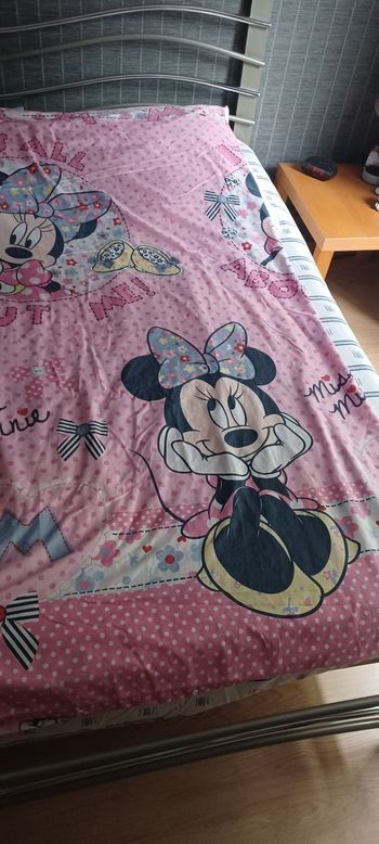 Très jolie housse de couette Une personne sans taie
