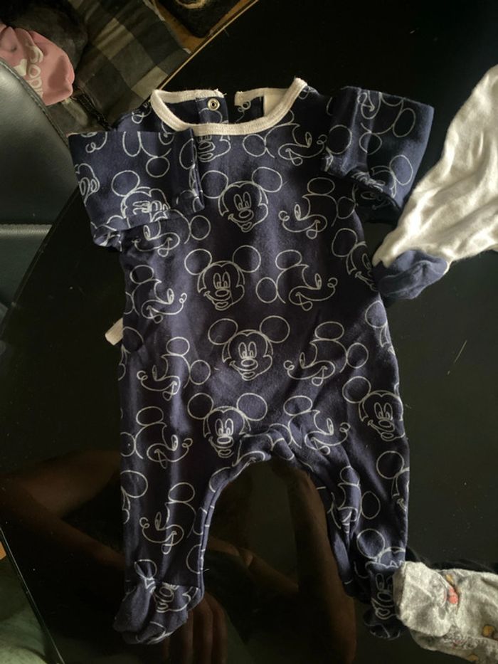 Lot pyjamas Mickey - photo numéro 2