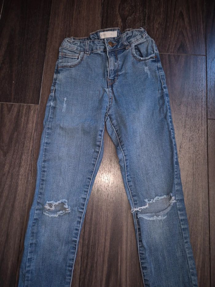 Jean effet troué - photo numéro 2