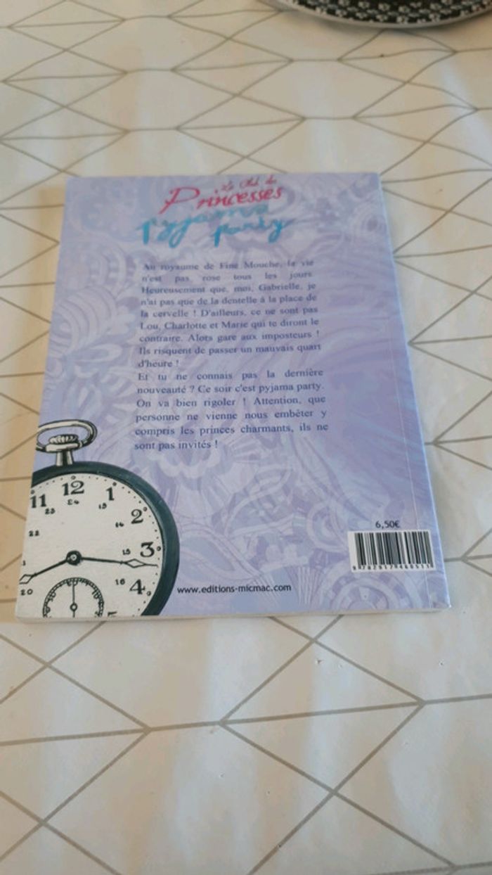 Livre le club des princesses pyjama party - photo numéro 2