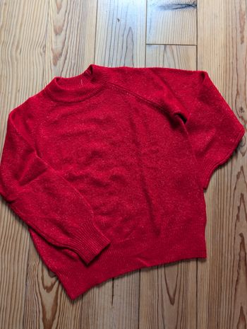 Pull rouge